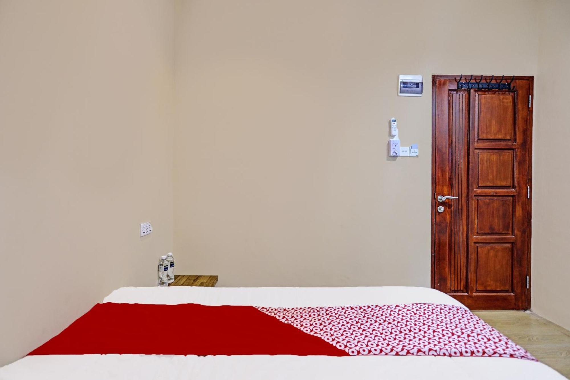 Oyo 92261 Aulia Syariah Batam
