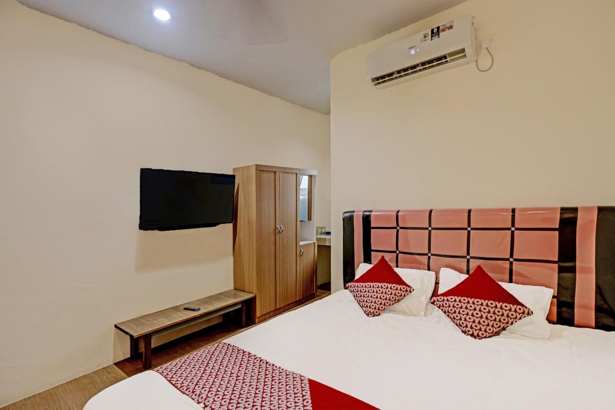 Oyo 92261 Aulia Syariah 2* Batam
